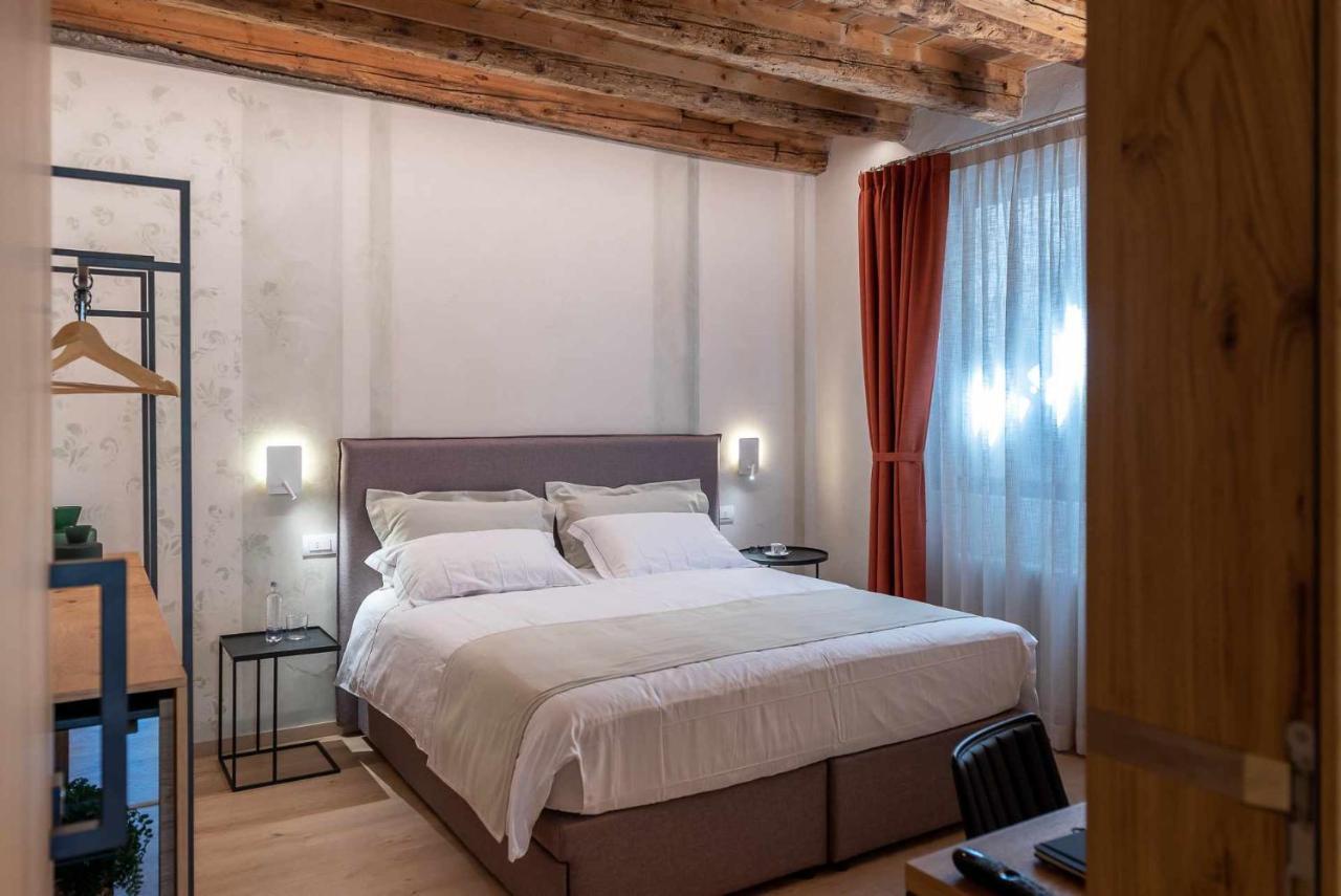 Buranelli Charme Rooms Treviso Værelse billede